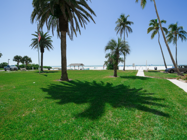 Siesta Key Vacation Condo Sleeps Six Guests.